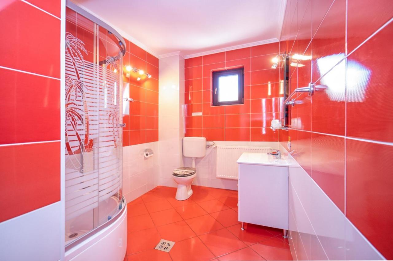 Amedeia Otel Bran  Dış mekan fotoğraf